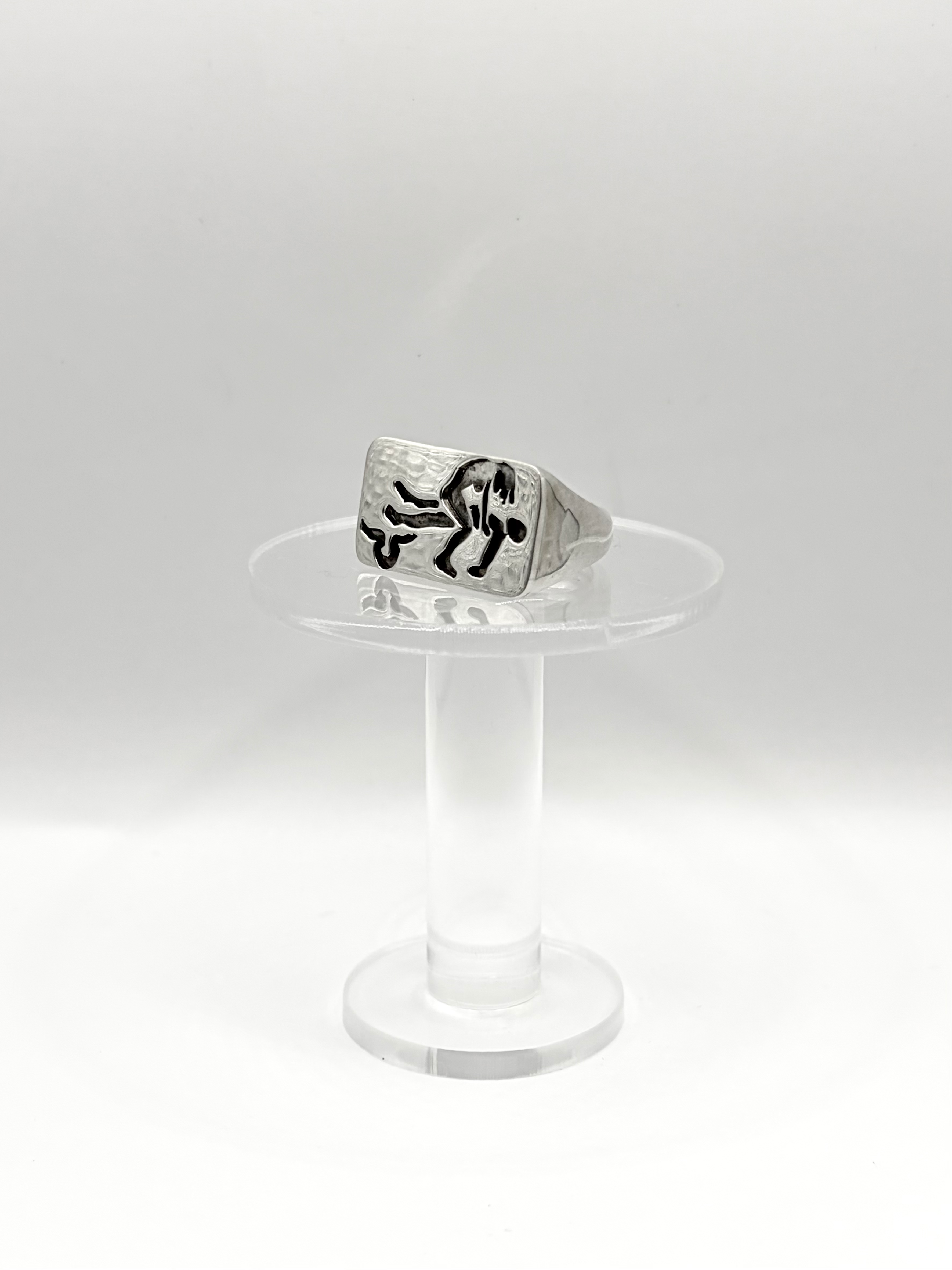 OUT OF THIS WORLD - Taurus Signet