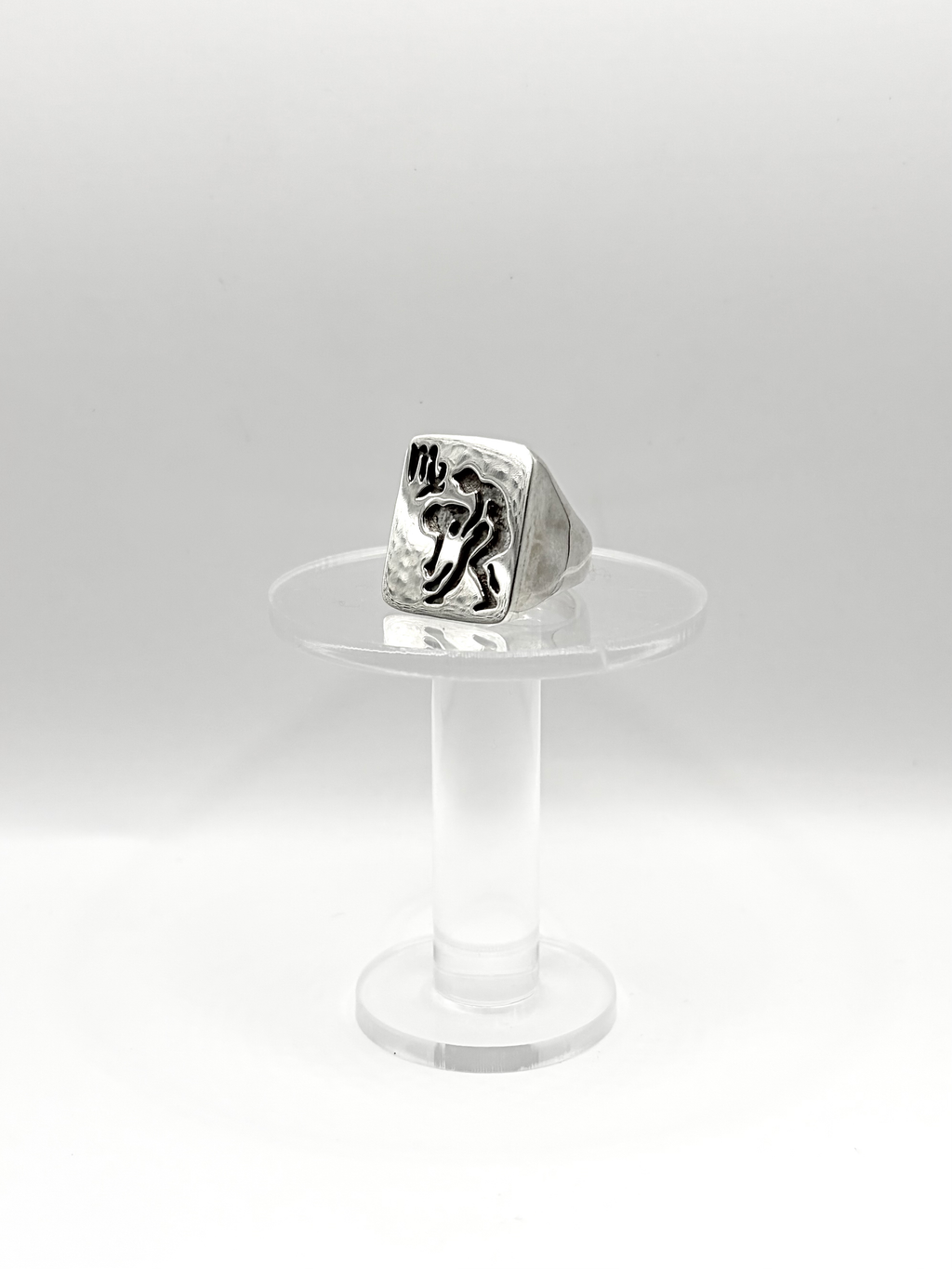 OUT OF THIS WORLD - Virgo Signet