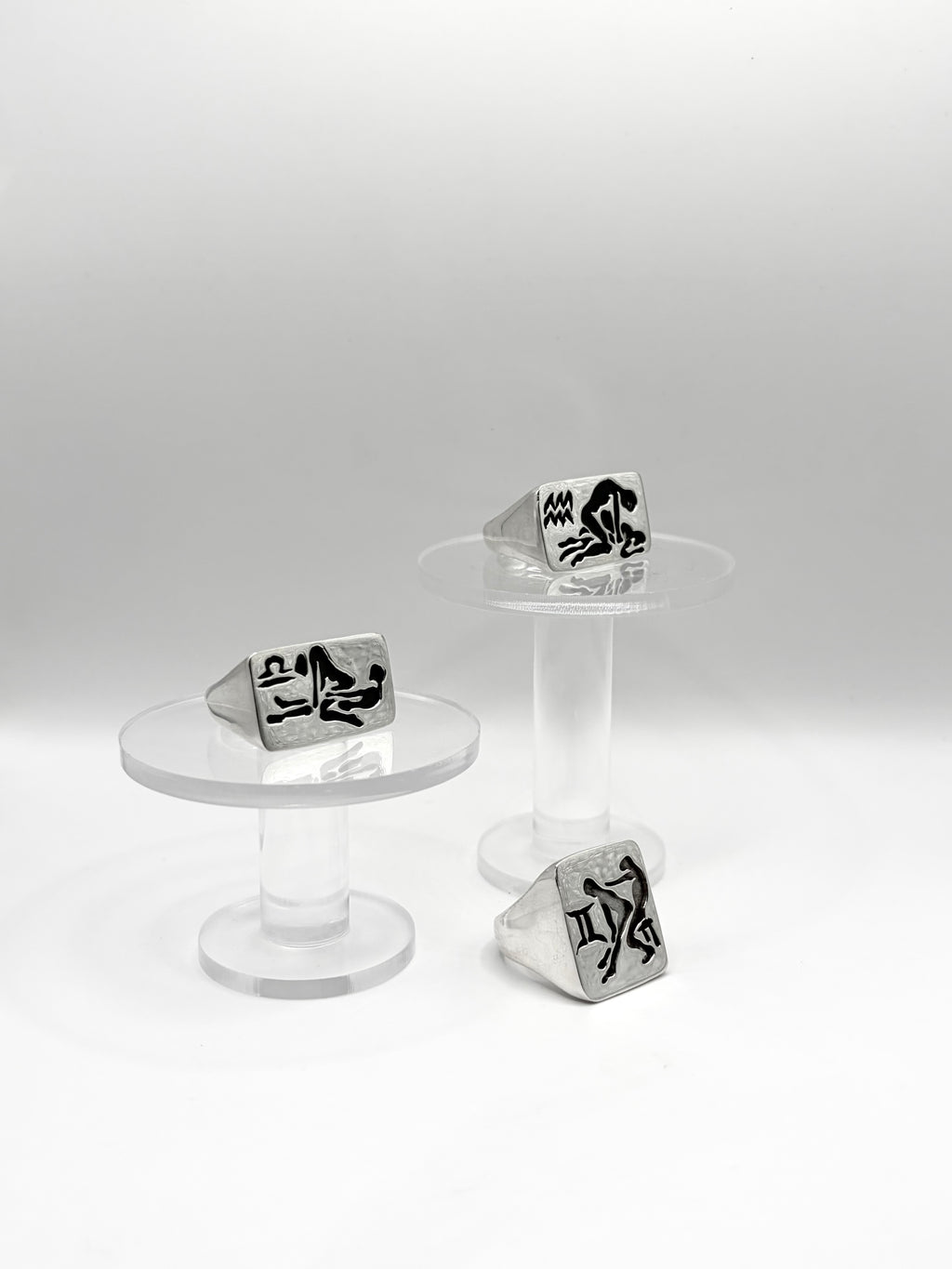 OUT OF THIS WORLD - Libra Signet