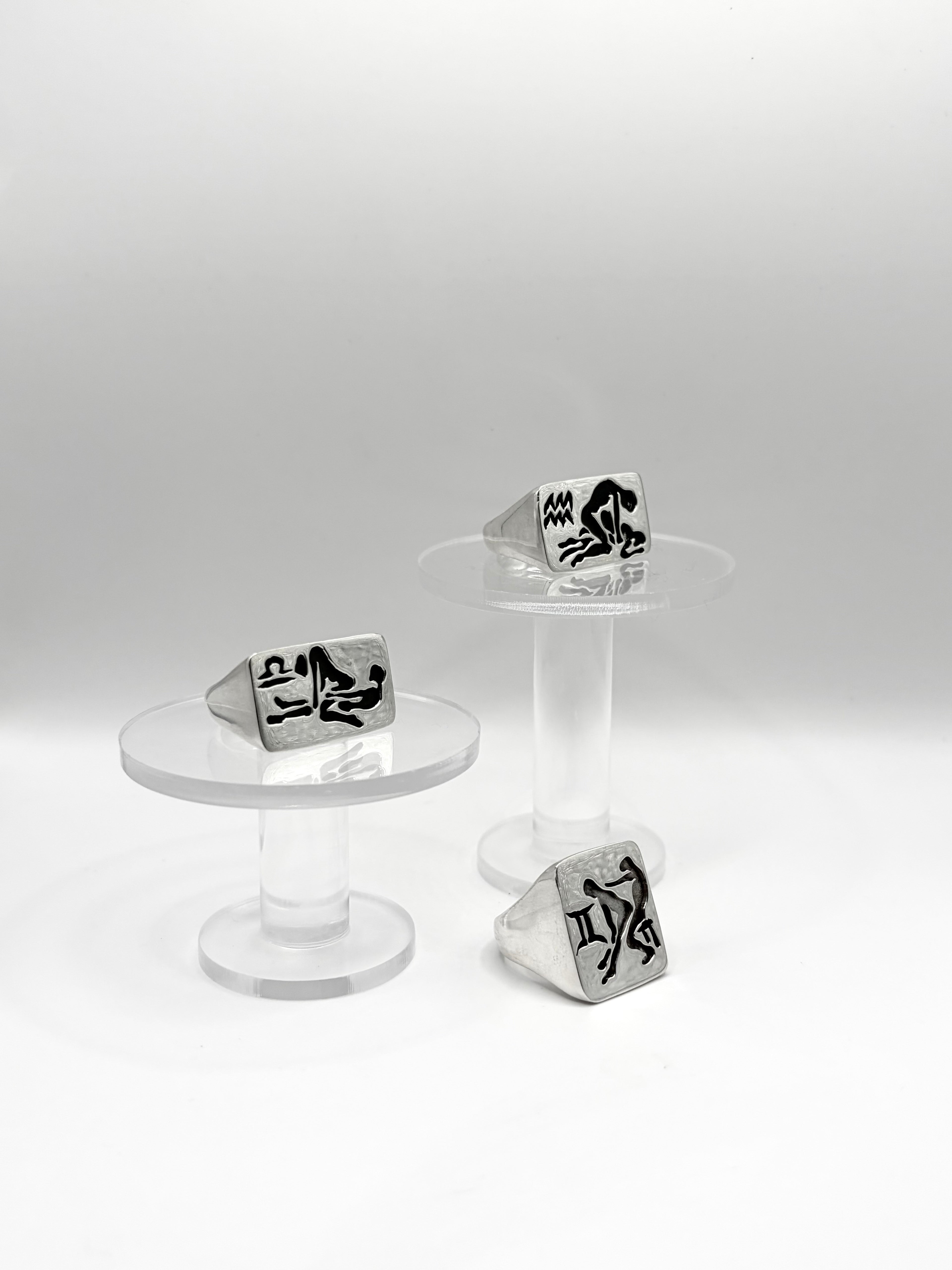 OUT OF THIS WORLD - Libra Signet